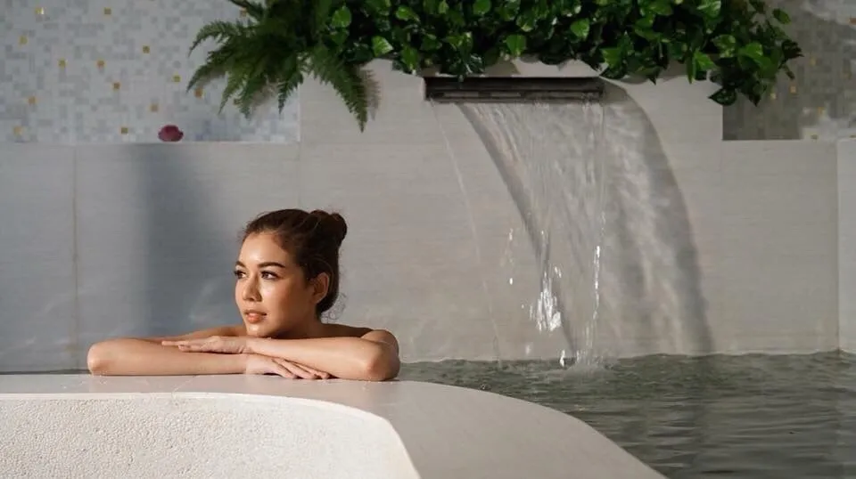 ออนเซ็นและอบไอน้ำ